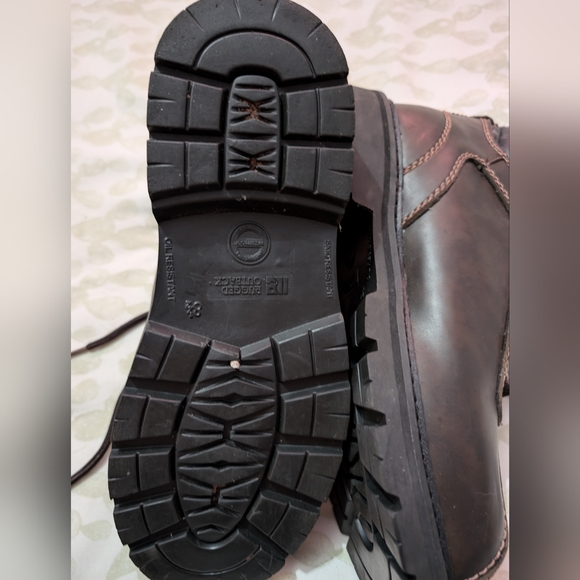 Men's rugged outback boots - Picture 4 of 5